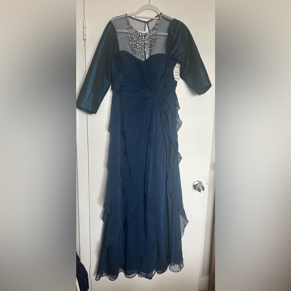 NWT Adrianna Papell Navy Gownwith Sheer Sleeves size 12